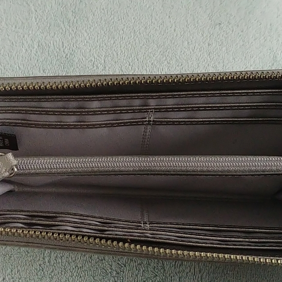 Coach  wallet - Picture 5 of 7